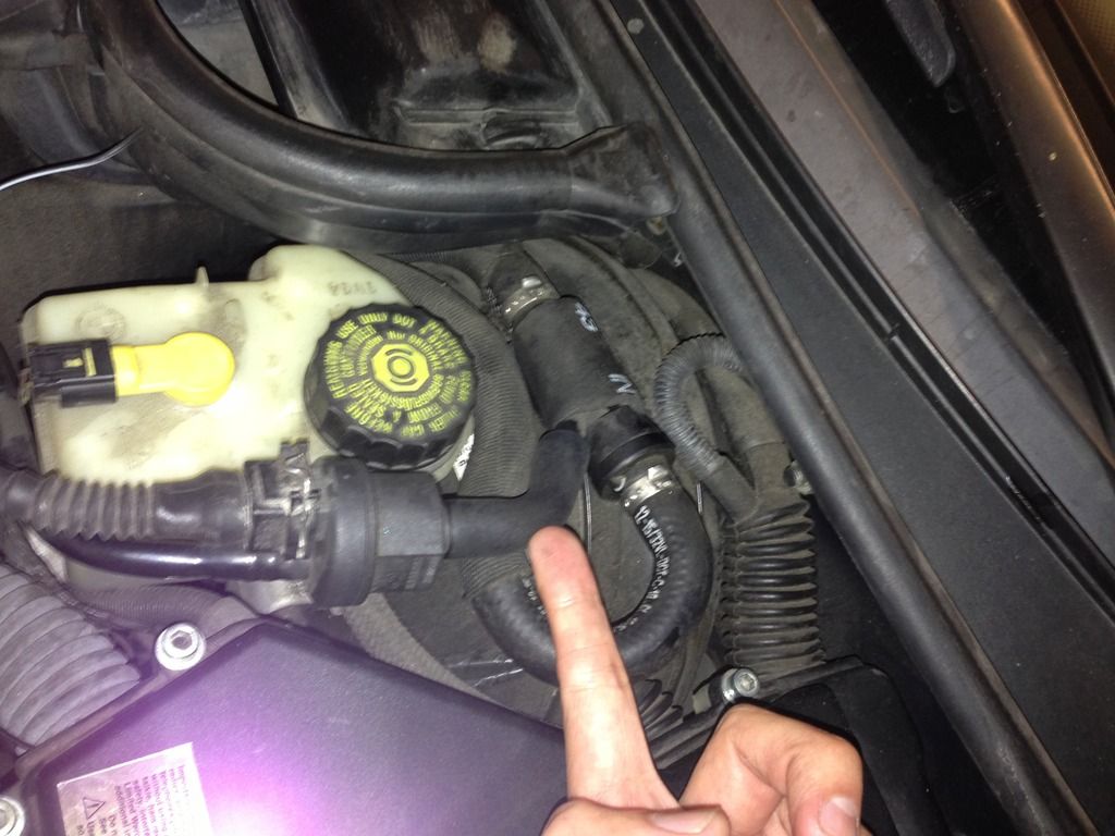 DIY E46 M3 find ANY exhaust leaks easily using SEAFOAM white smoke